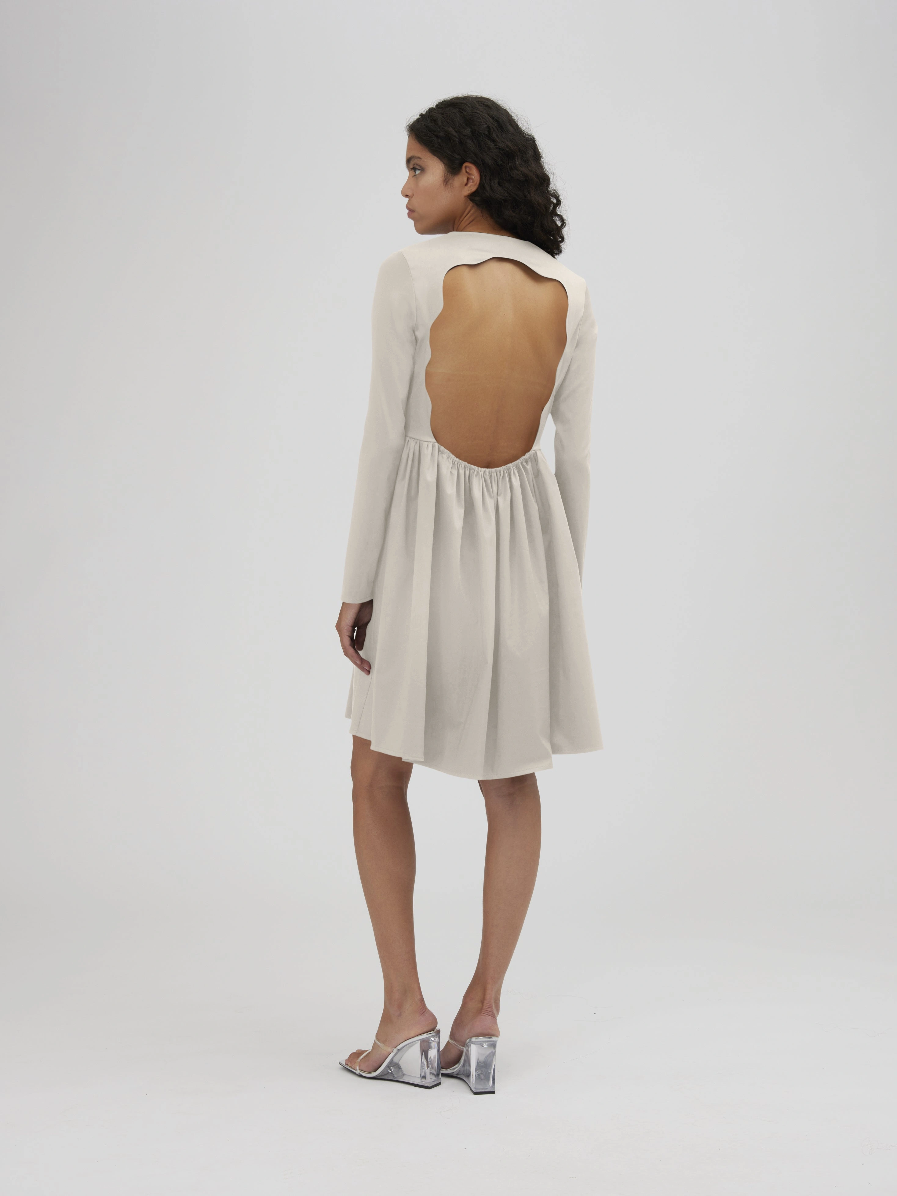 Verdiana Dream Dress: Effortless Chic for Your Everyday Adventures.